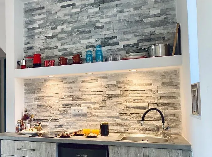 Apartman Marmaraki & *