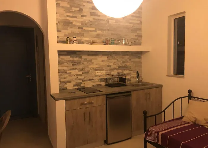 Apartament Marmaraki & *